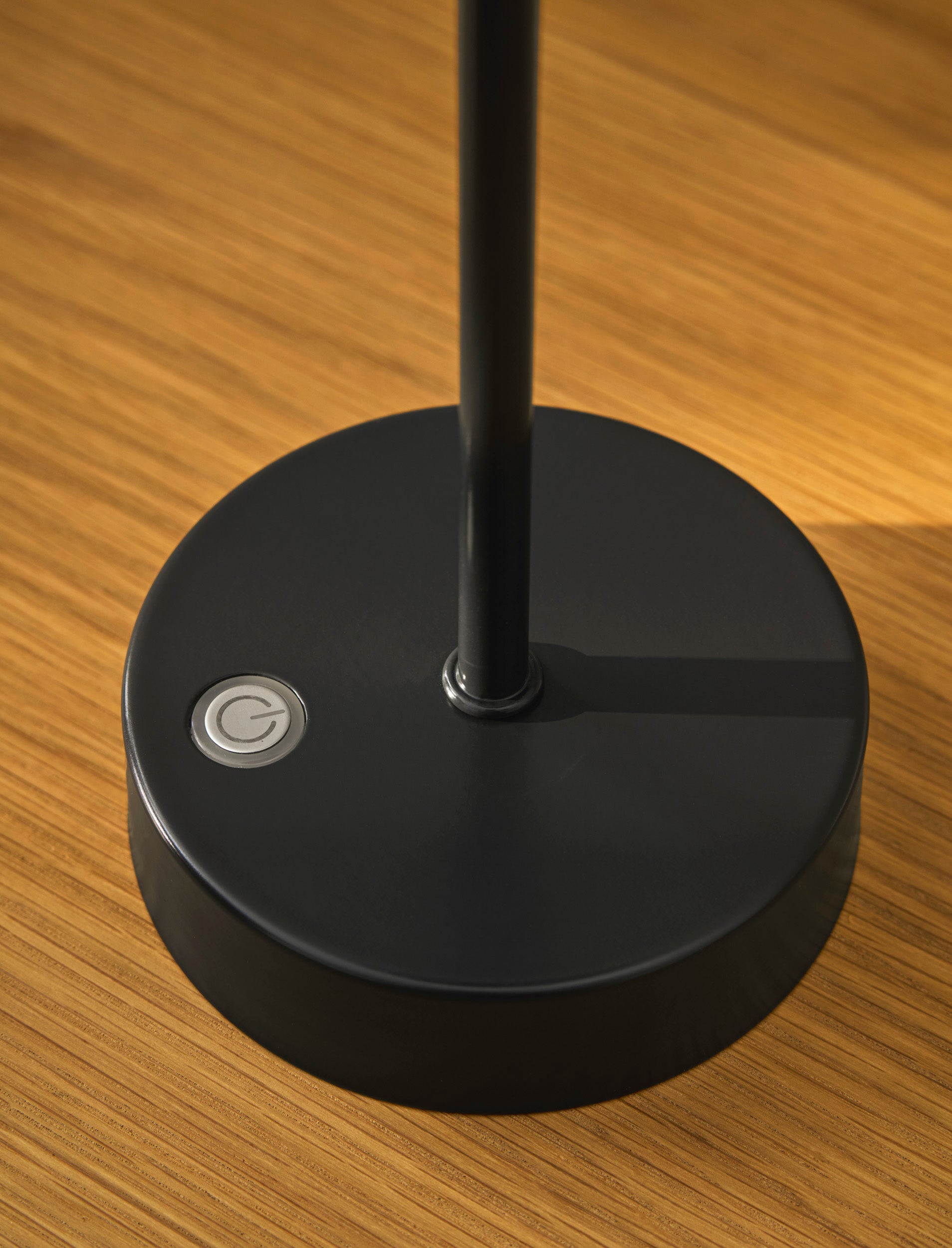 Winstone Rechargeable Table Lamp - Black