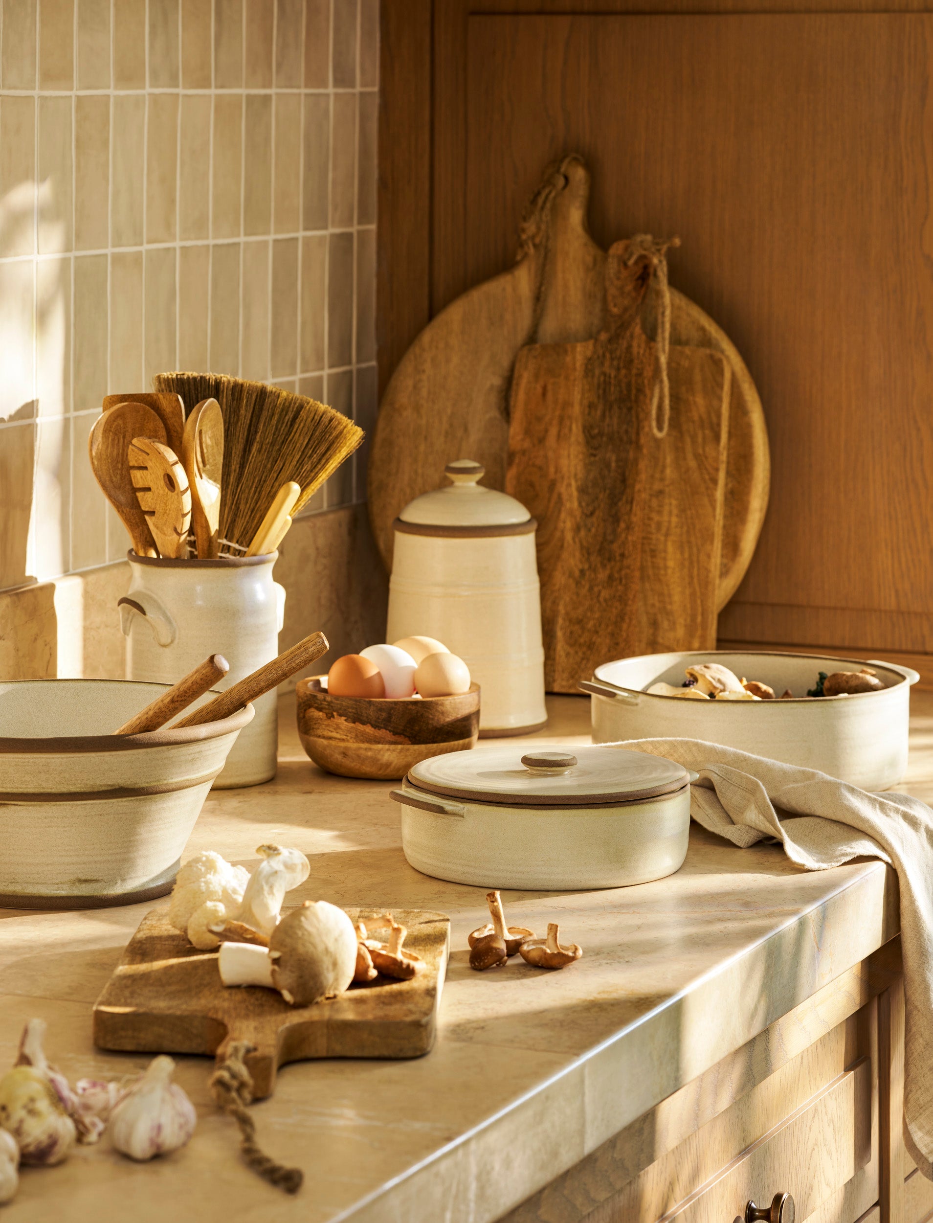 Hurley Casserole Dish with Lid