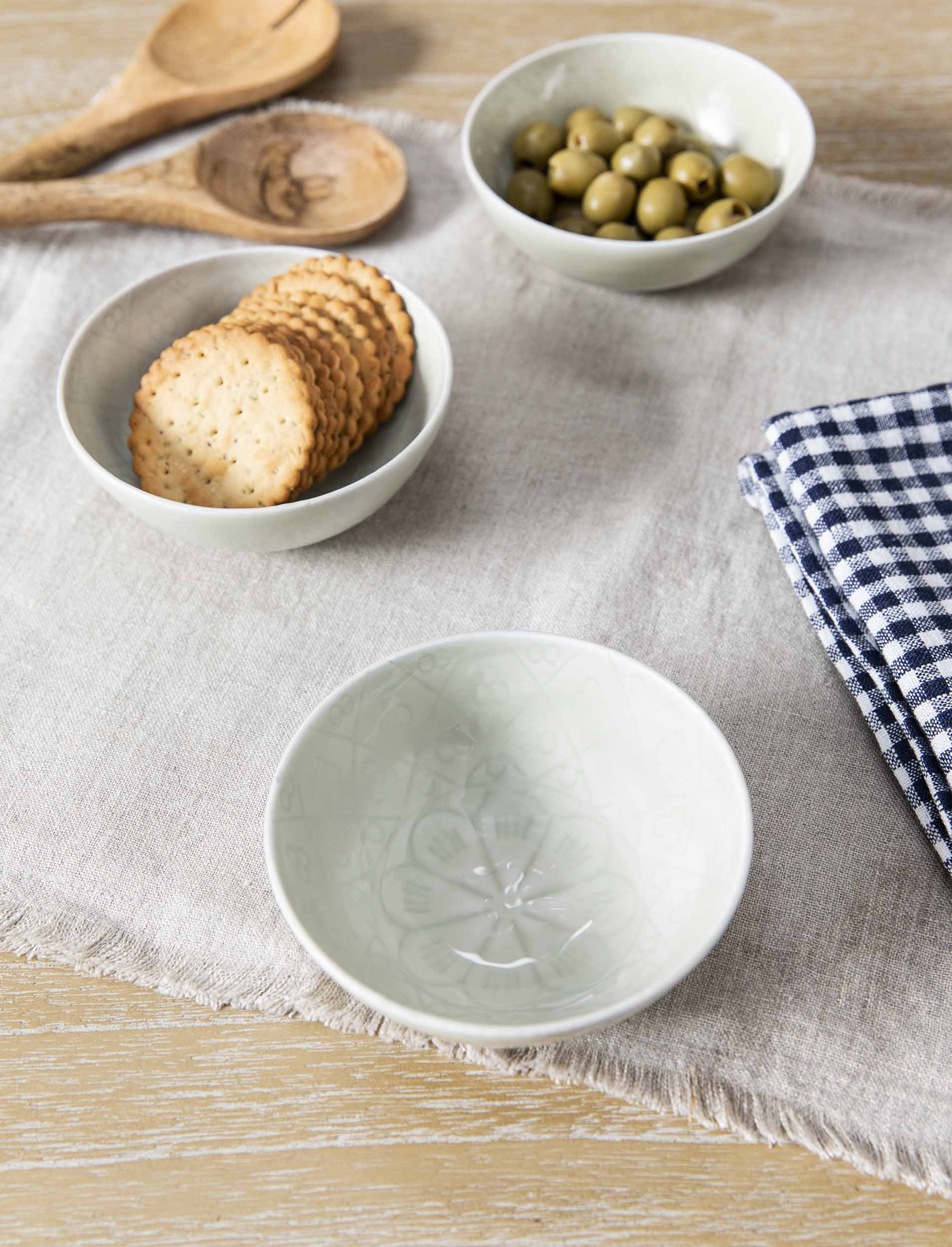 Fiskardo Aluminium Nibble Bowls - Aluminium, Clay (Set of 3)