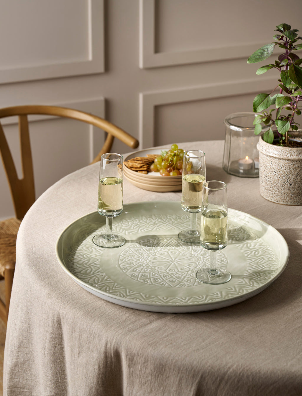 Fiskardo Iron Tray - Clay