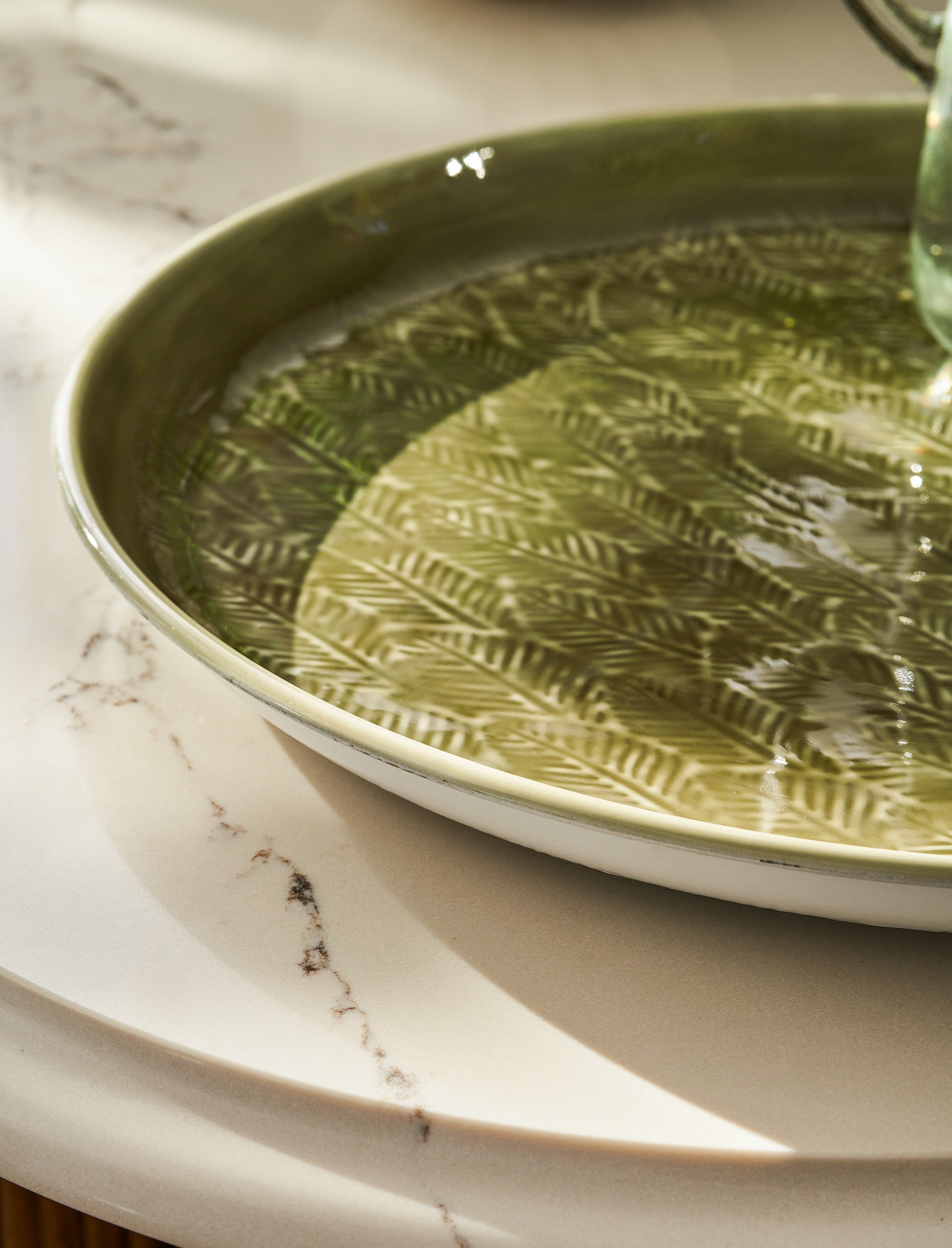 Alvescot Iron Tray - Moss Green