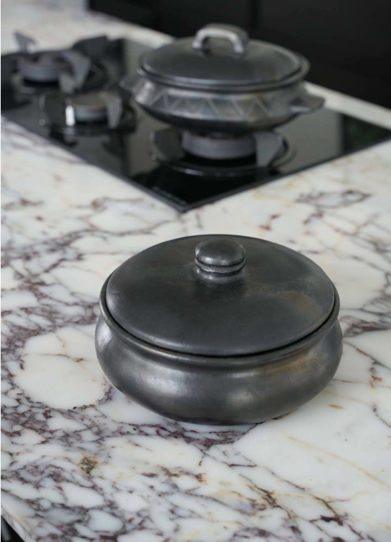 The Black Burned Curry Pot