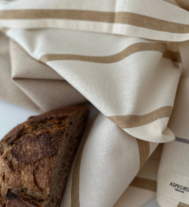 Tea Towel - Golden Spice